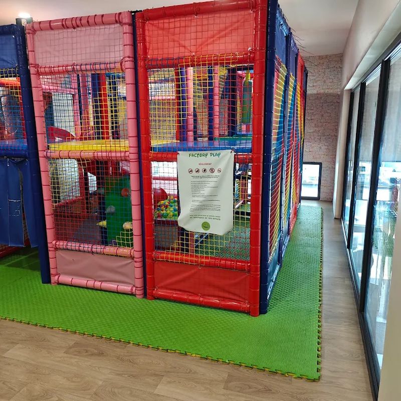 L'aire de jeux pour enfants